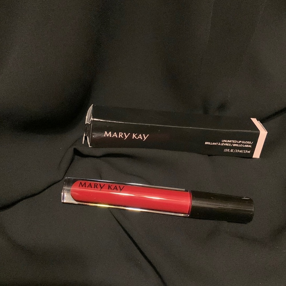 Mary Kay Unlimited Lip Gloss Iconic Red